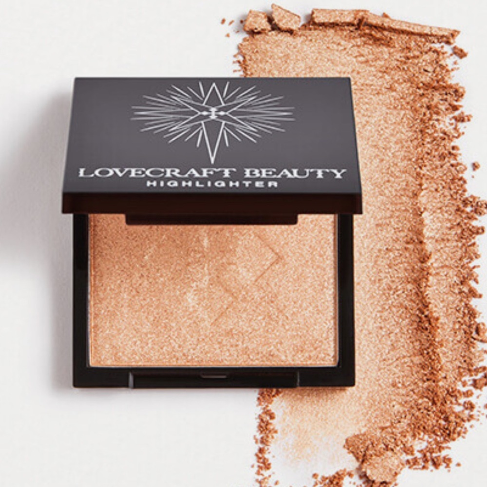Lovecraft Beauty Highlighter in Botealis NWT